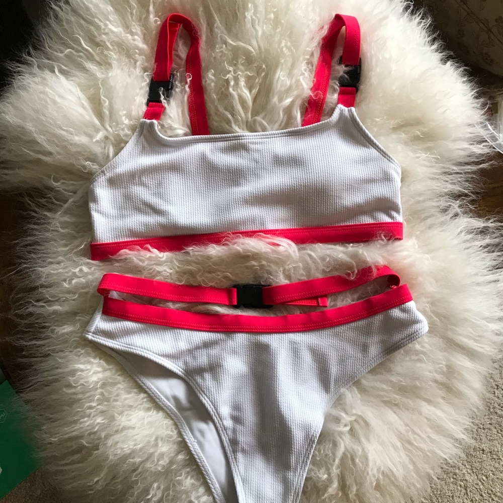 💕 RED HOT Harness Swimsuit - Picture 4 of 5